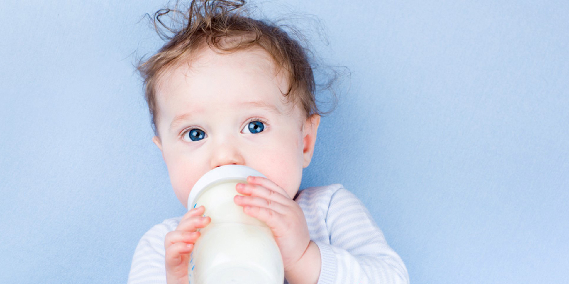 Image result for sữa aptamil gold số 3 dành cho bé từ 1 tuổi 900g mẫu mới