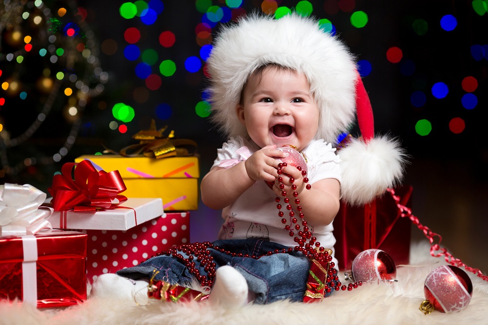 6 món quà Giáng Sinh tuyệt vời cho bé một tuổi