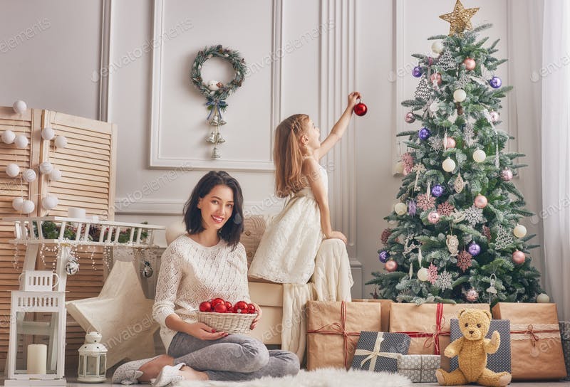 6 tip phối đồ mẹ - bé sành điệu khuấy động mùa Giáng Sinh