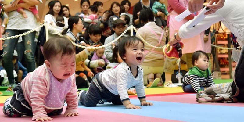 Học phương pháp giáo dục sớm cho trẻ sơ sinh – 3 tháng tuổi của người Nhật giúp con thông minh, mạnh khỏe