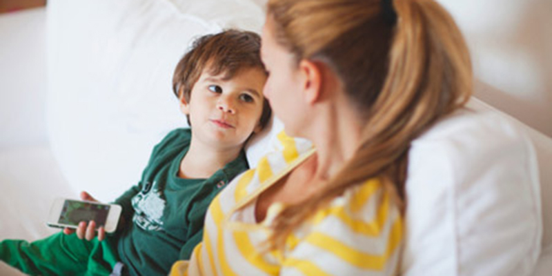 8 quy tắc giúp mẹ dạy bé sớm biết vâng lời biết hành xử đúng cách
