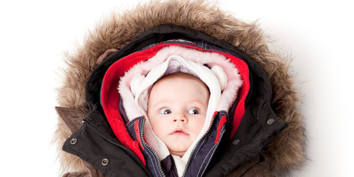 Tại sao mặc quá nhiều áo cho con khi trời lạnh chưa chắc đã đúng?