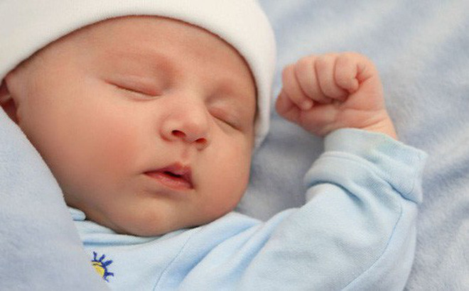 Cách ru trẻ sơ sinh ngủ nhanh nhất mà mẹ không cần bế.